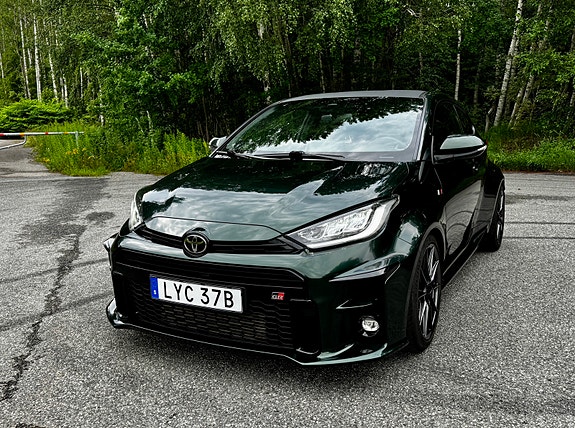 Toyota GR Yaris 3 of 15