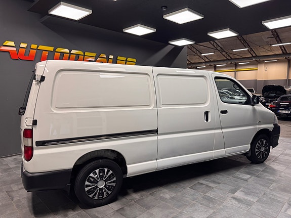 Toyota Skåpbil 2.5 Manuell, 95hk 11 of 11