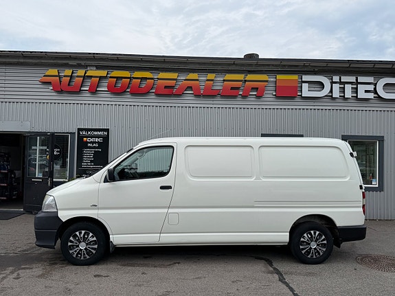 Toyota Skåpbil 2.5 Manuell, 95hk 3 of 5