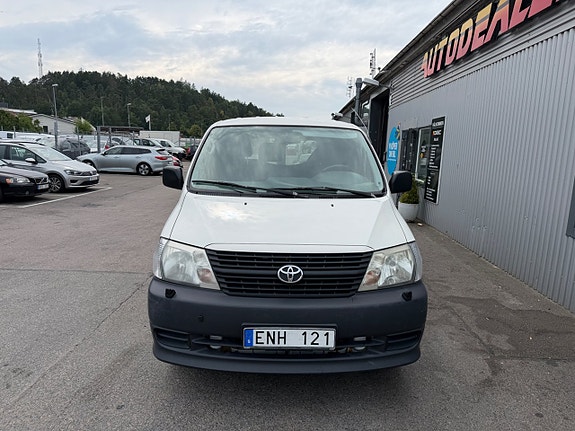 Toyota Skåpbil 2.5 Manuell, 95hk 6 of 11