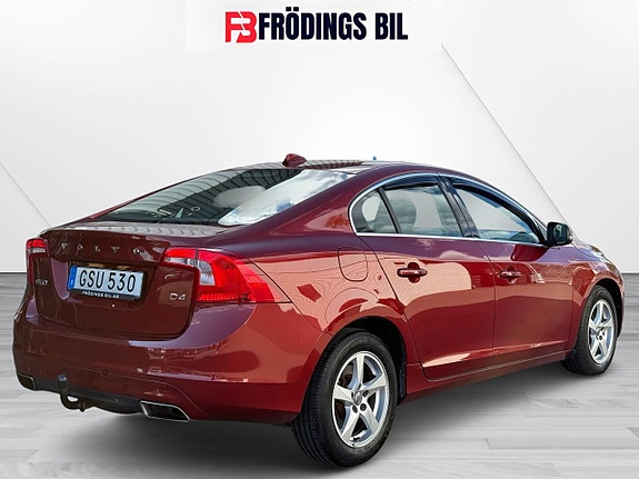 Volvo S60 5 of 5
