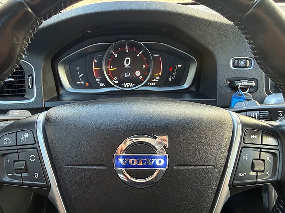 Volvo S60 14 of 21