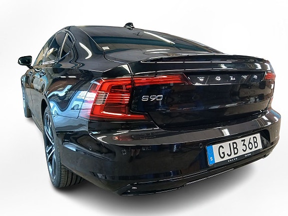 Volvo S90 3 of 5