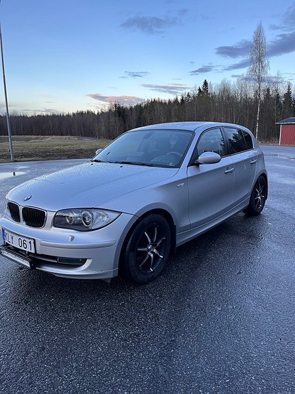 BMW 118d 2 of 6