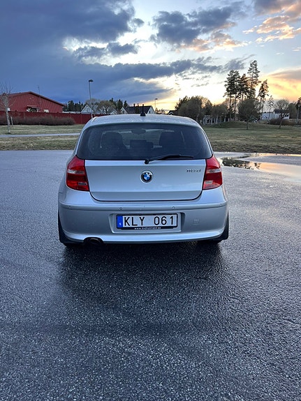 BMW 118d 5 of 6