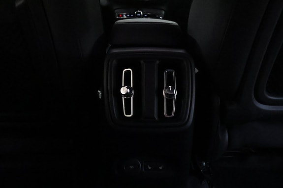 Volvo XC40 24 of 26