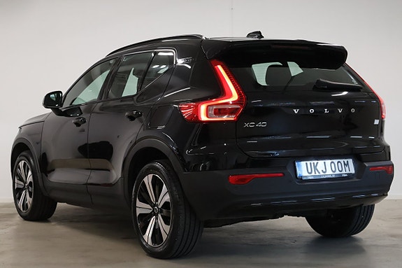 Volvo XC40 7 of 26