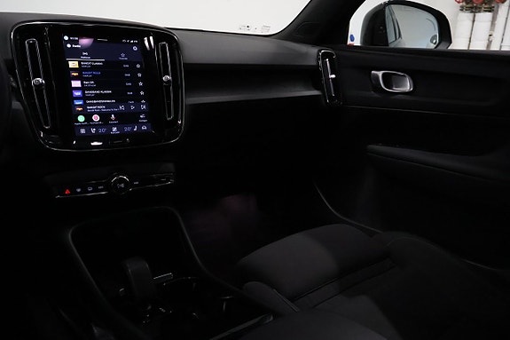 Volvo XC40 19 of 26
