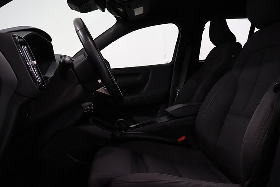 Volvo XC40 12 of 26