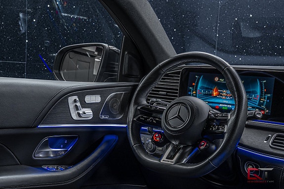 Mercedes-Benz GLE53 20 of 22