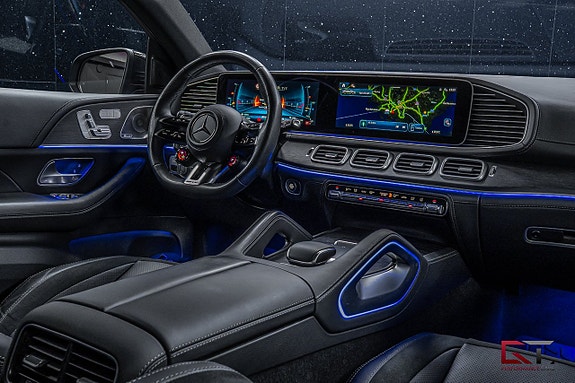 Mercedes-Benz GLE53 18 of 22