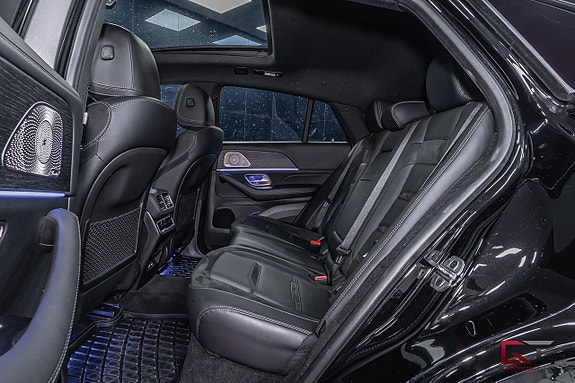 Mercedes-Benz GLE53 19 of 22