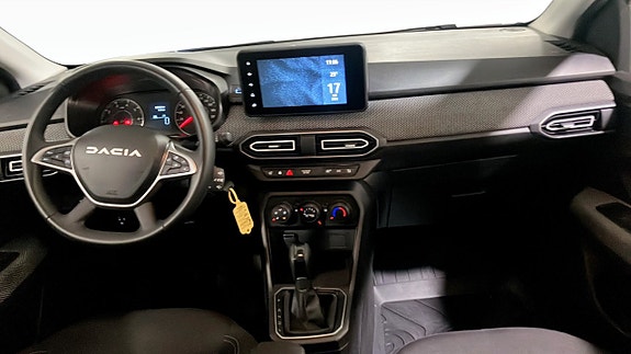 Dacia Sandero 4 of 9