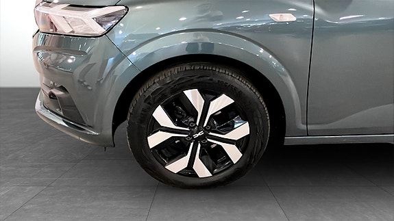 Dacia Sandero 9 of 9
