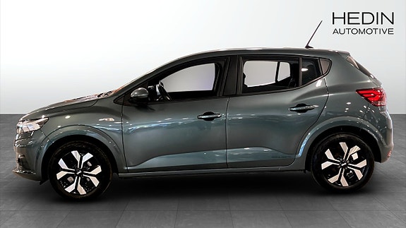 Dacia Sandero 6 of 9