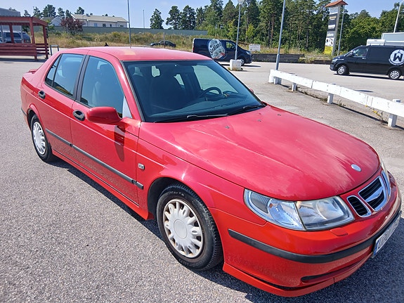 Saab 9-5 4 of 5