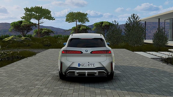 BMW iX3 5 of 13