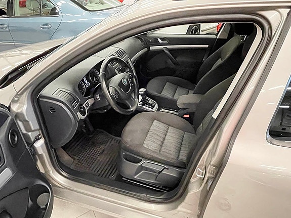Skoda Octavia 4 of 5