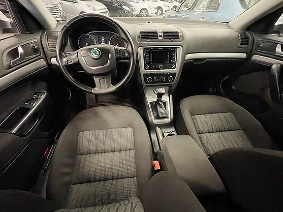 Skoda Octavia 6 of 6