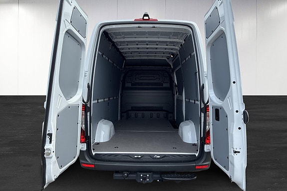 Mercedes-Benz Sprinter 317 16 of 16