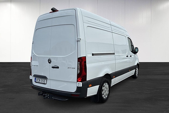 Mercedes-Benz Sprinter 317 3 of 16