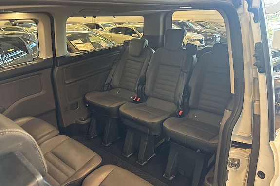 Ford Custom Tourneo 9 of 24