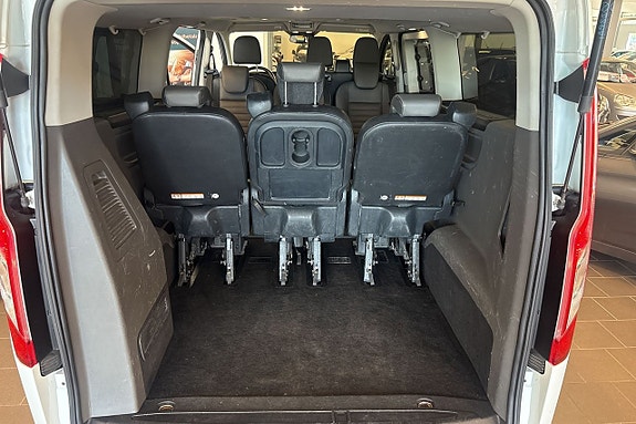 Ford Custom Tourneo 11 of 24