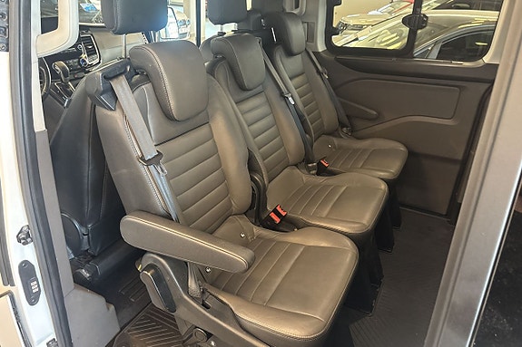 Ford Custom Tourneo 10 of 24