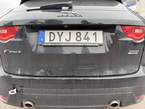 Jaguar F-PACE 14 of 14