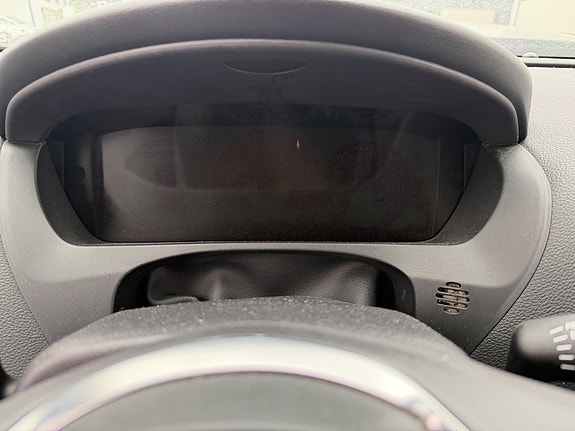Jaguar F-PACE 9 of 14