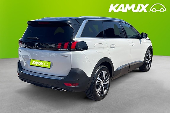 Peugeot 5008 4 of 5
