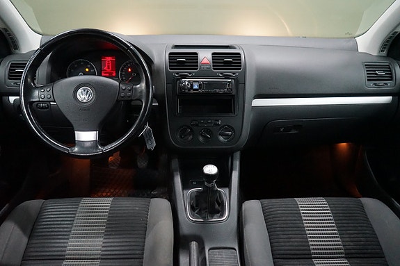 Volkswagen Golf V 7 of 10