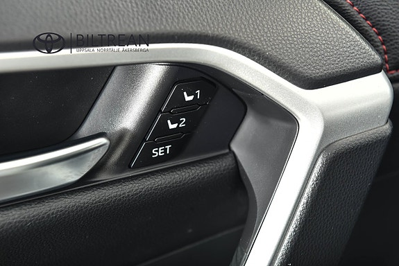 Toyota RAV4 11 of 22