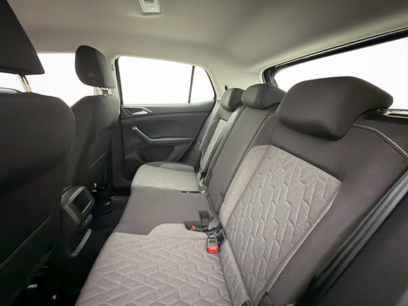 Volkswagen T-Cross 16 of 29