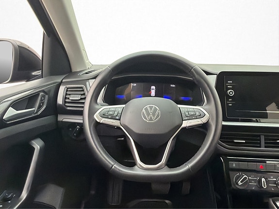 Volkswagen T-Cross 17 of 29
