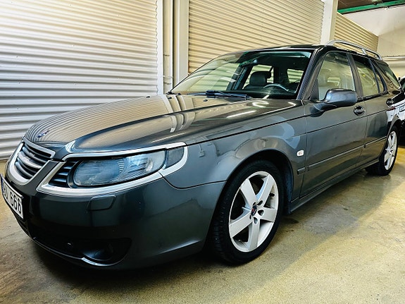 Saab 9-5 2 of 5