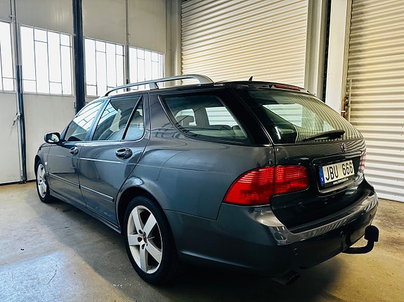 Saab 9-5 3 of 5