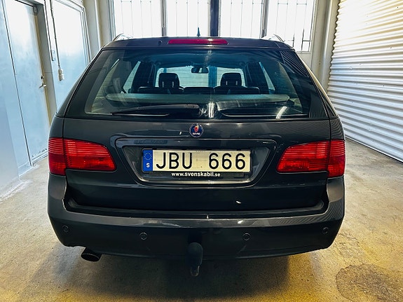 Saab 9-5 4 of 5