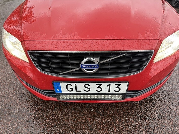 Volvo V70 13 of 13