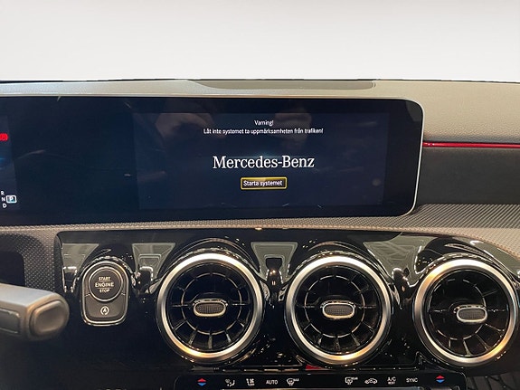 Mercedes-Benz A200 12 of 20