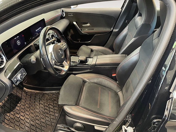 Mercedes-Benz A200 10 of 20