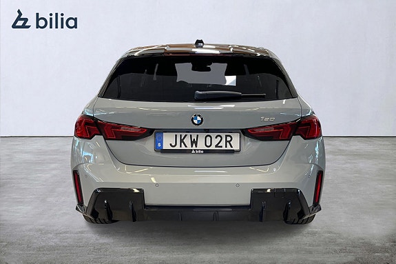 BMW 120 4 of 5