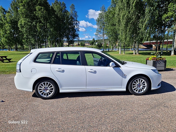 Saab 9-3 4 of 5