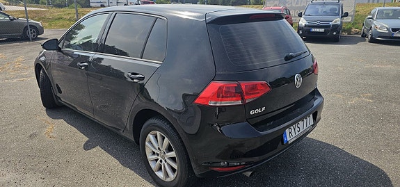 Volkswagen Golf VII 3 of 5