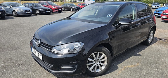 Volkswagen Golf VII 2 of 5