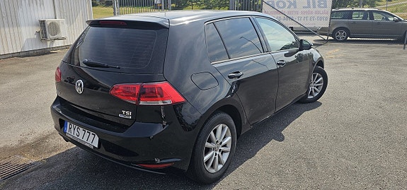 Volkswagen Golf VII 4 of 5