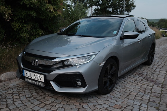Honda Civic 2 of 5