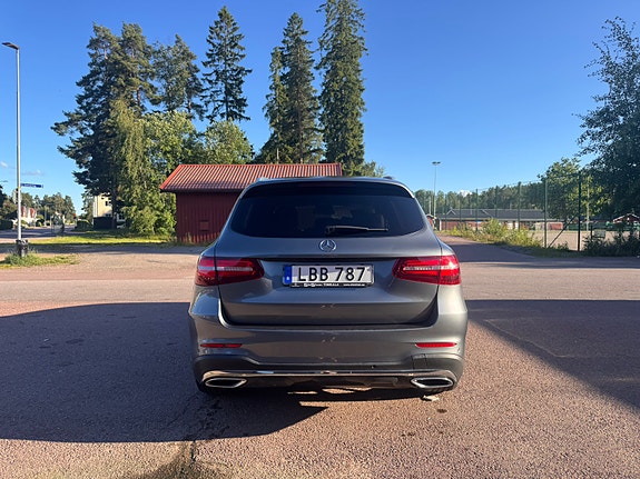 Mercedes-Benz GLC220 d 4 of 7
