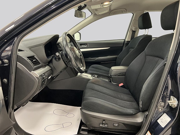 Subaru Outback 8 of 19