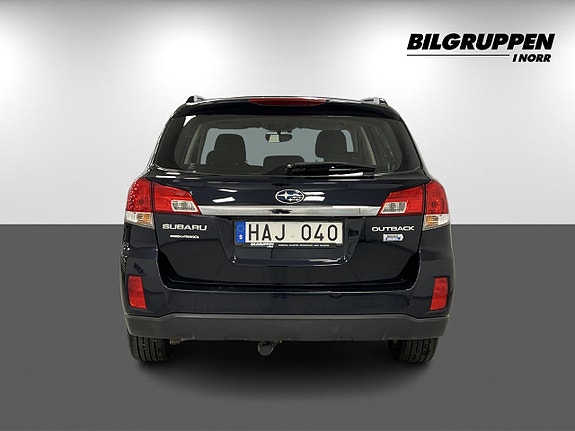 Subaru Outback 5 of 19